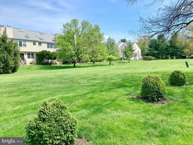 305 MARTEN RD, Princeton, NJ 08540