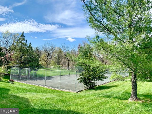 305 MARTEN RD, Princeton, NJ 08540