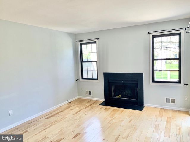 305 MARTEN RD, Princeton, NJ 08540