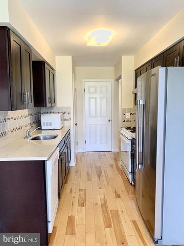 305 MARTEN RD, Princeton, NJ 08540