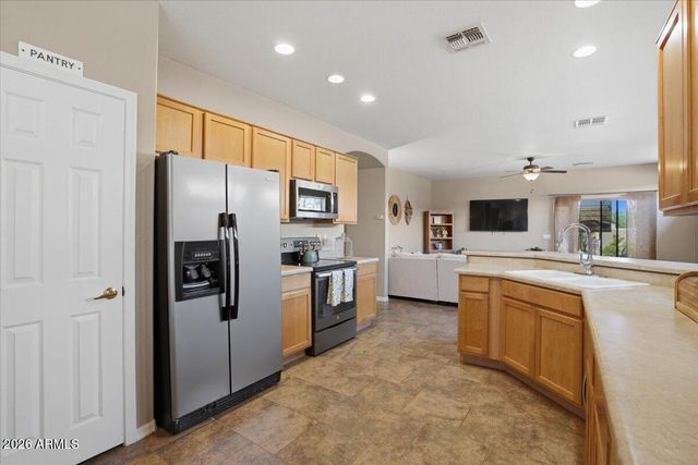 1231 N LANTANA Place, Casa Grande, AZ 85122