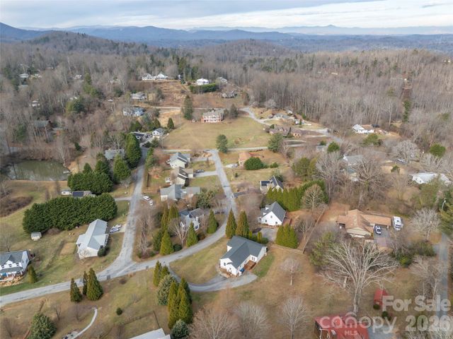 97 Meadowview Drive, Saluda, NC 28773