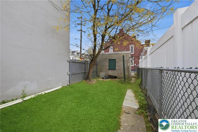 384 West Gordon Street, Allentown City, PA 18102