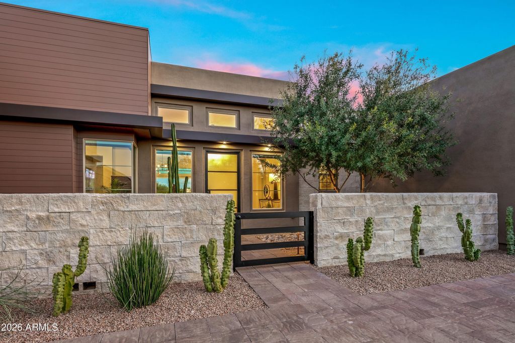 8555 E EAGLE CLAW Drive, Scottsdale, AZ 85266 — photo 5