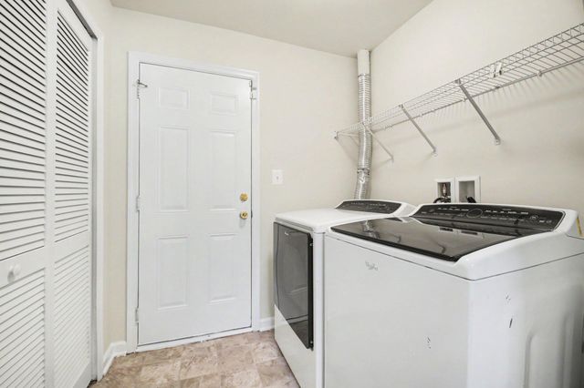 1114 ELLIS AVE, Fredericksburg, VA 22401