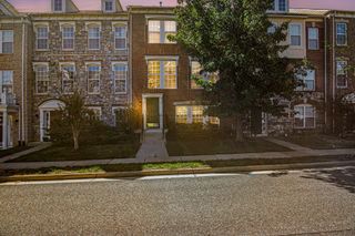 1114 ELLIS AVE, Fredericksburg, VA 22401