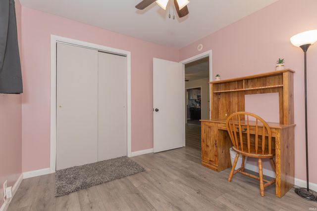 103 S Smith Street, Owensville, IN 47665