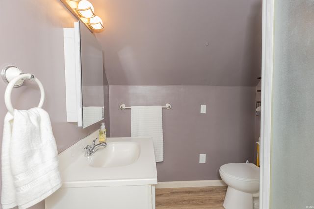 103 S Smith Street, Owensville, IN 47665