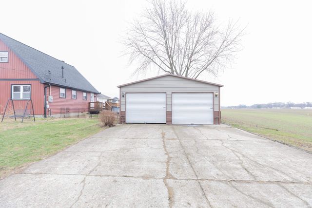 103 S Smith Street, Owensville, IN 47665