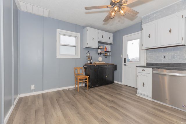 103 S Smith Street, Owensville, IN 47665