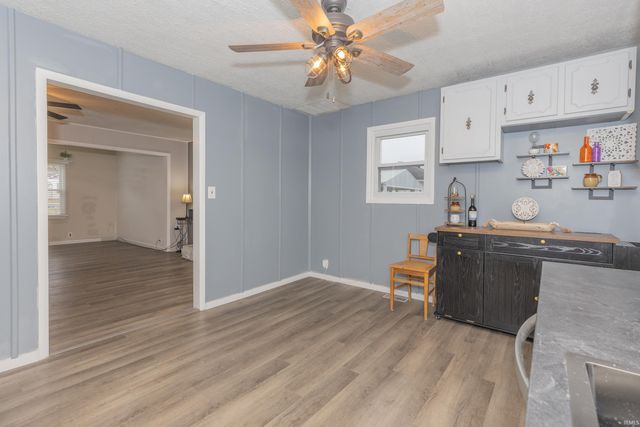 103 S Smith Street, Owensville, IN 47665