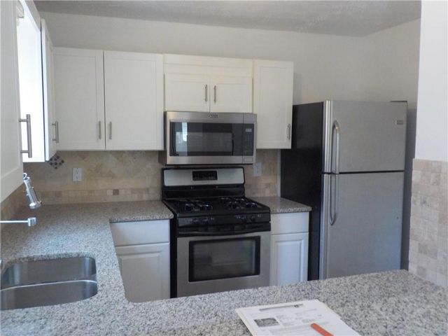 2169 Victoria Place, Lithonia, GA 30058