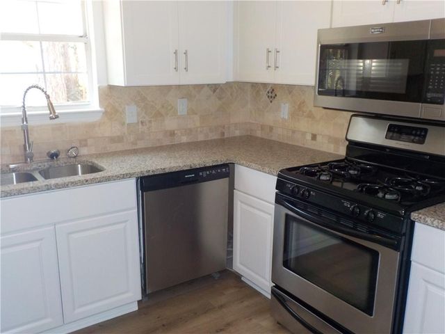 2169 Victoria Place, Lithonia, GA 30058