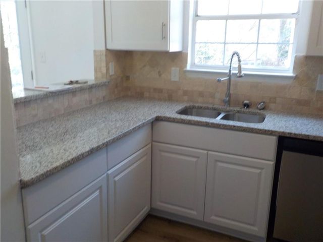 2169 Victoria Place, Lithonia, GA 30058