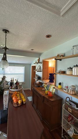 2869 SE 1st Place, Boynton Beach, FL 33435