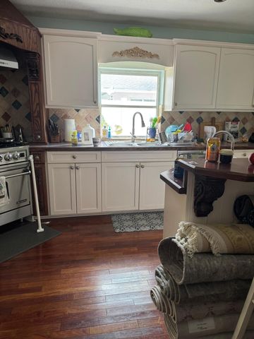 2869 SE 1st Place, Boynton Beach, FL 33435