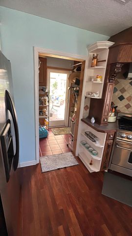 2869 SE 1st Place, Boynton Beach, FL 33435