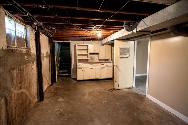 9903 Wheeling Street, Kansas City, MO 64134