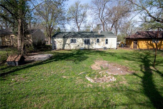 9903 Wheeling Street, Kansas City, MO 64134