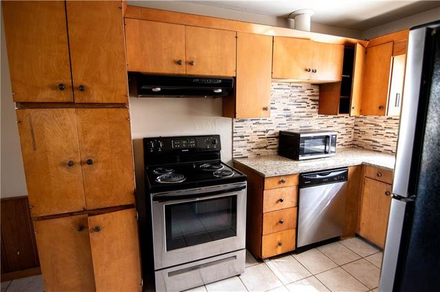 9903 Wheeling Street, Kansas City, MO 64134