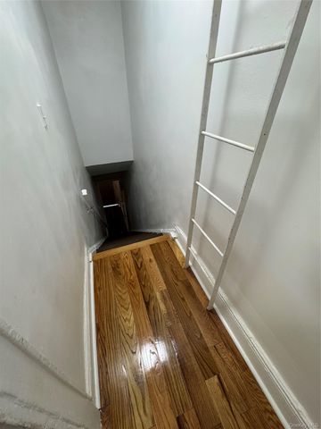 105-14 177th Street, Jamaica South, NY 11433