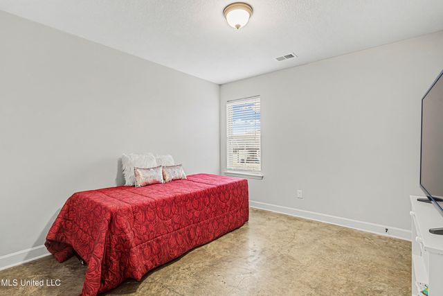 7927 Ironwood Drive, Southaven, MS 38671