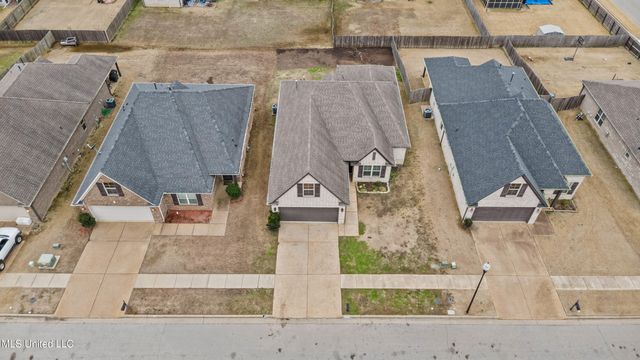 7927 Ironwood Drive, Southaven, MS 38671