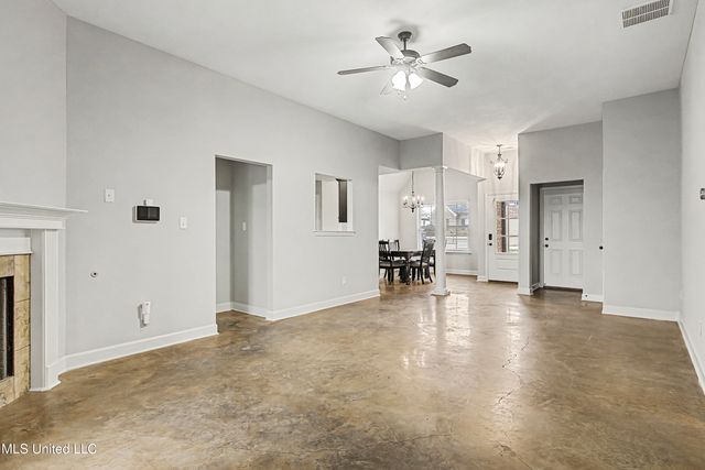 7927 Ironwood Drive, Southaven, MS 38671