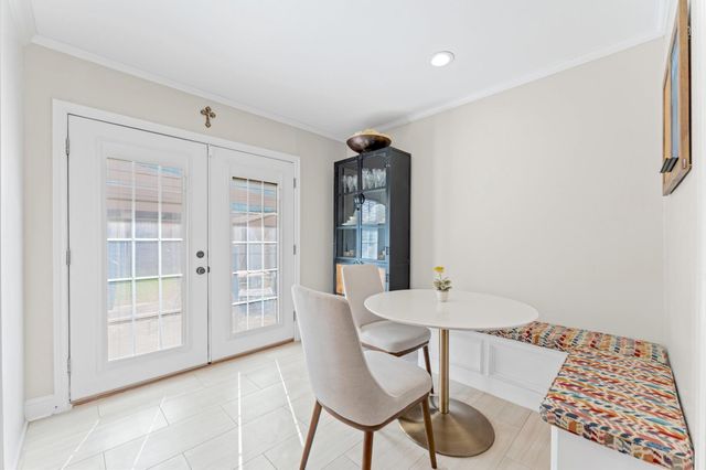 1919 Ansbury Drive, Houston, TX 77018