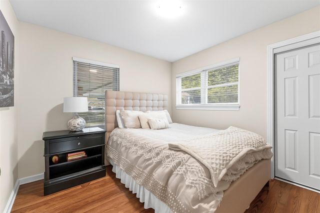 1919 Ansbury Drive, Houston, TX 77018