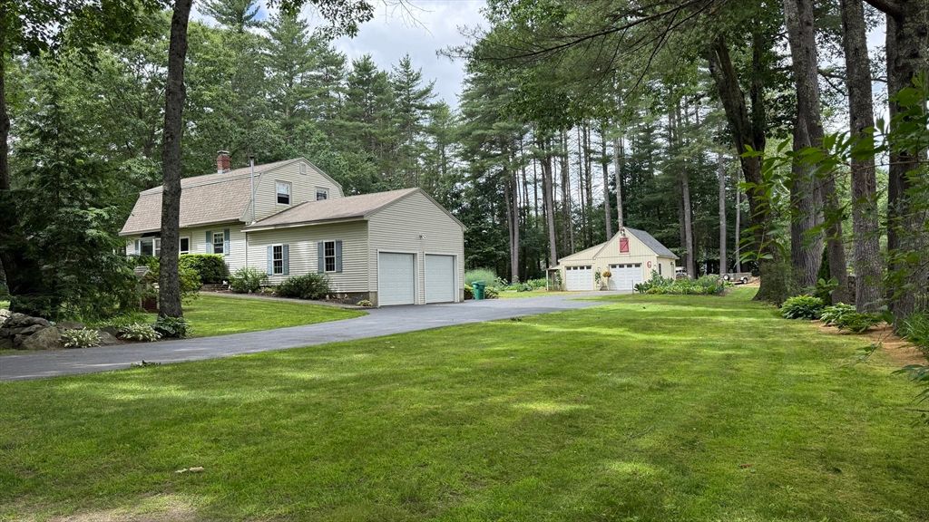 75 Leavitt Road, Fremont, NH 03044