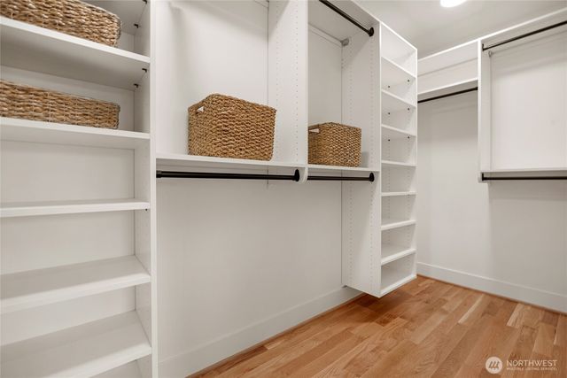 4048 32nd Avenue W, Seattle, WA 98199