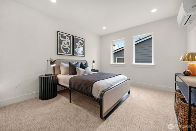 4048 32nd Avenue W, Seattle, WA 98199