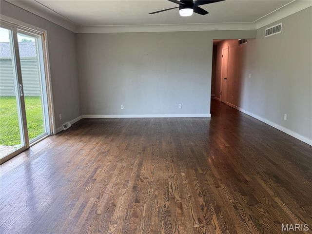 1616 Wellington Drive, Granite City, IL 62040