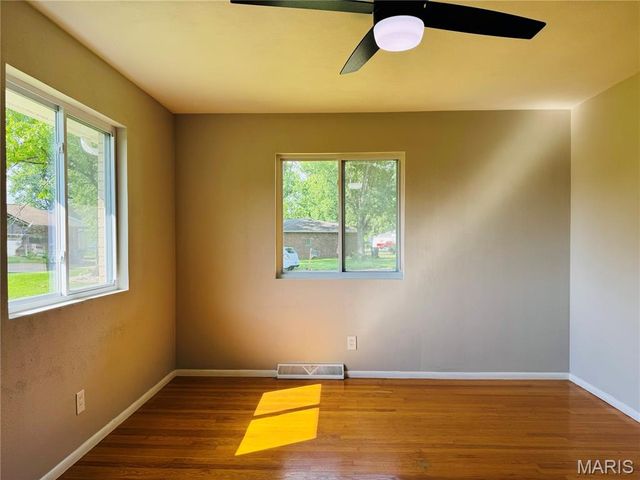 1616 Wellington Drive, Granite City, IL 62040