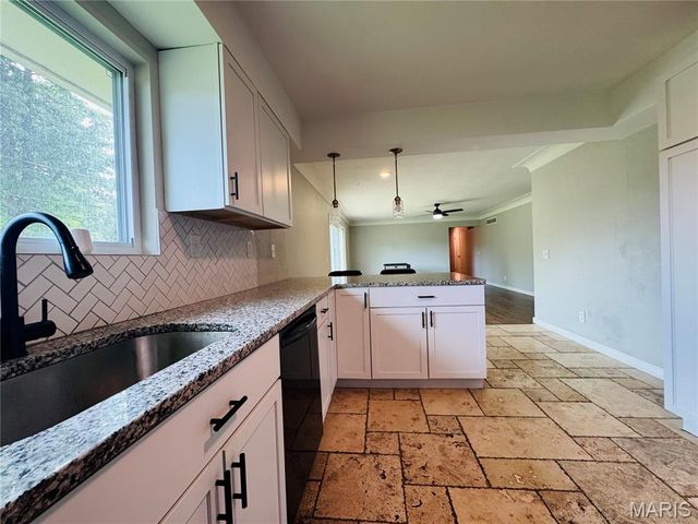 1616 Wellington Drive, Granite City, IL 62040