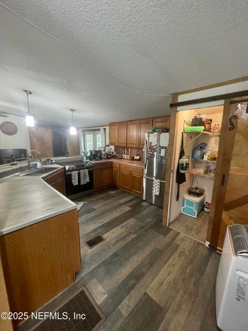 785 HIGHWAY 17, Palatka, FL 32177