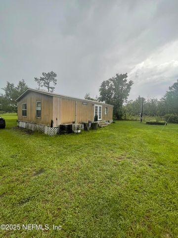 785 HIGHWAY 17, Palatka, FL 32177