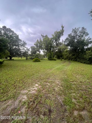 785 HIGHWAY 17, Palatka, FL 32177