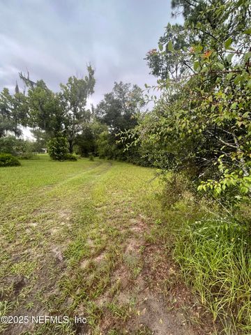 785 HIGHWAY 17, Palatka, FL 32177