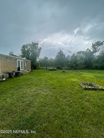 785 HIGHWAY 17, Palatka, FL 32177