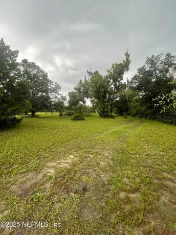 785 HIGHWAY 17, Palatka, FL 32177