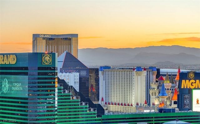 135 East Harmon Avenue 1403, Las Vegas, NV 89109