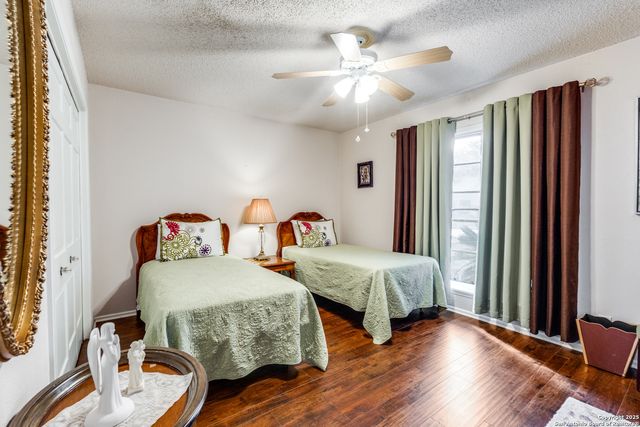 2011 Broken Oak, San Antonio, TX 78232