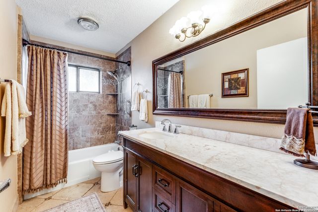 2011 Broken Oak, San Antonio, TX 78232