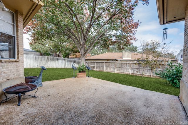 2011 Broken Oak, San Antonio, TX 78232