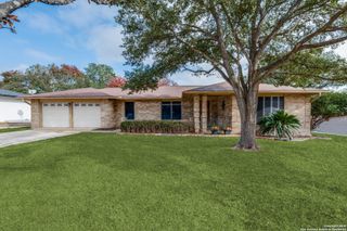 2011 Broken Oak, San Antonio, TX 78232