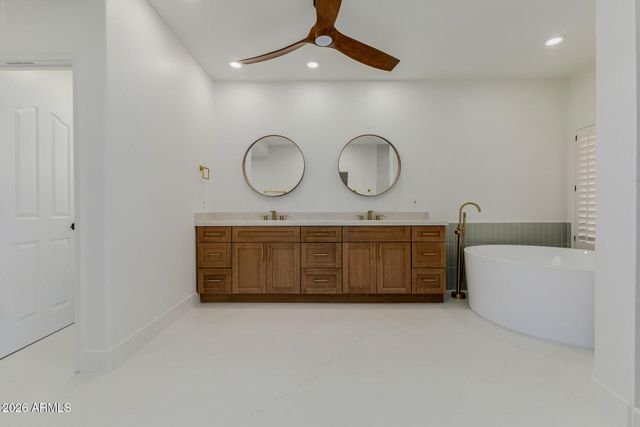 18942 E MOUNTAINAIRE Drive, Rio Verde, AZ 85263