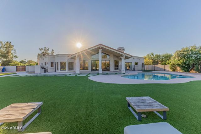 18942 E MOUNTAINAIRE Drive, Rio Verde, AZ 85263