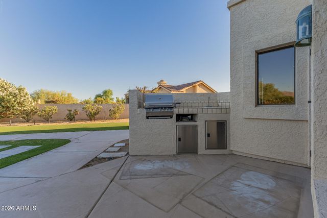 18942 E MOUNTAINAIRE Drive, Rio Verde, AZ 85263